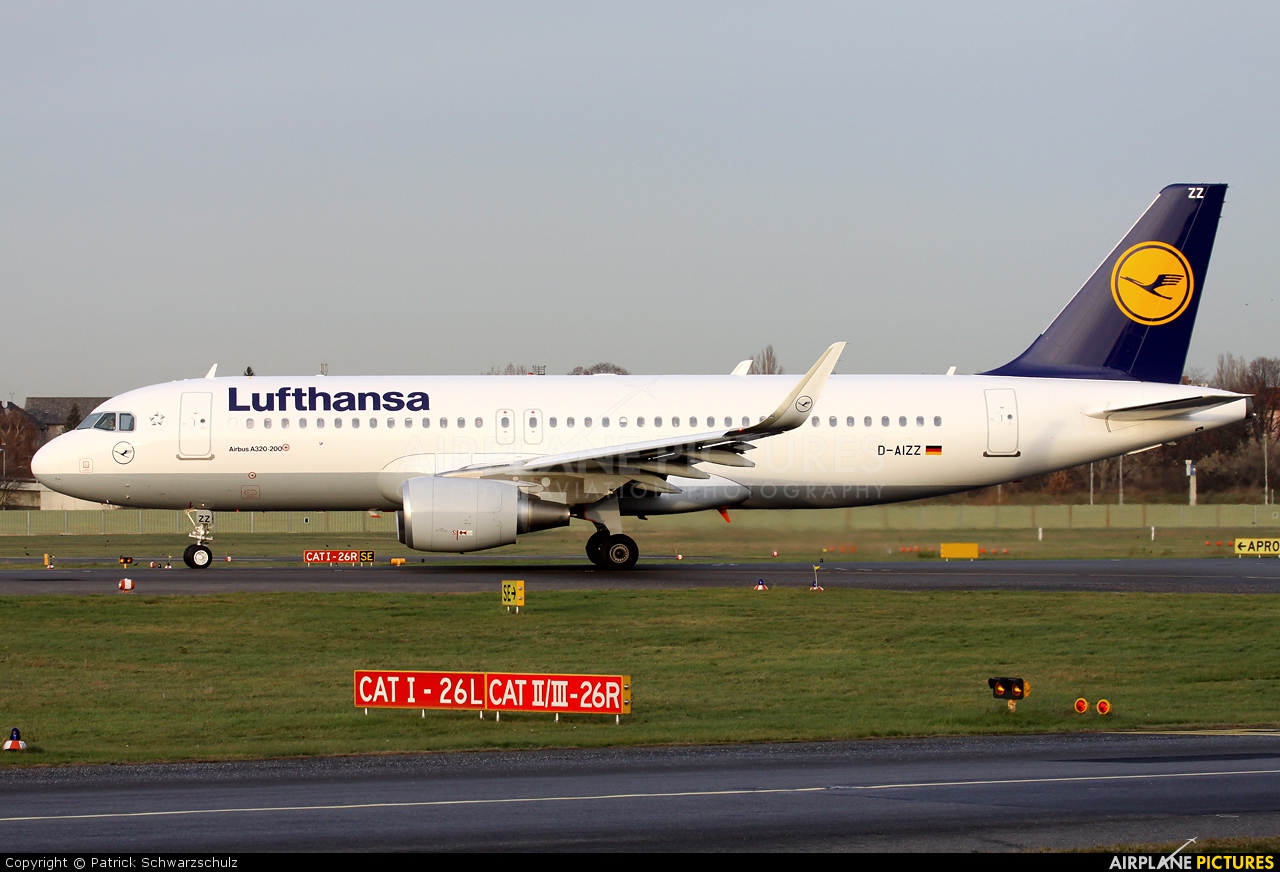 Lufthansa D-AIZZ aircraft at Berlin - Tegel