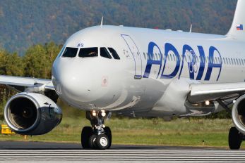S5-AAS - Adria Airways Airbus A320
