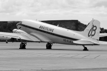 HB-IRJ - Super Constellation Flyers Douglas DC-3