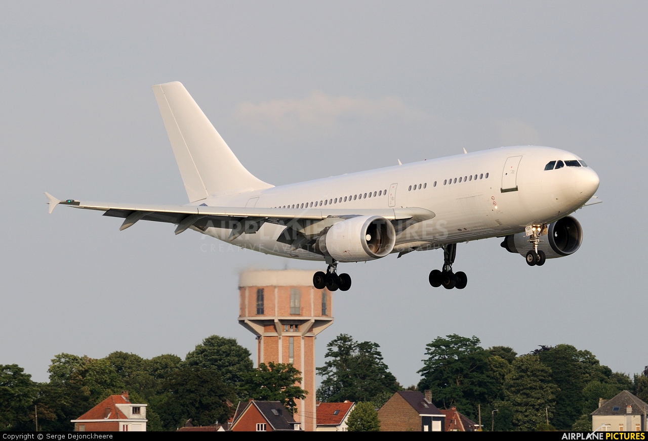Hi Fly CS-TEX aircraft at Brussels - Zaventem