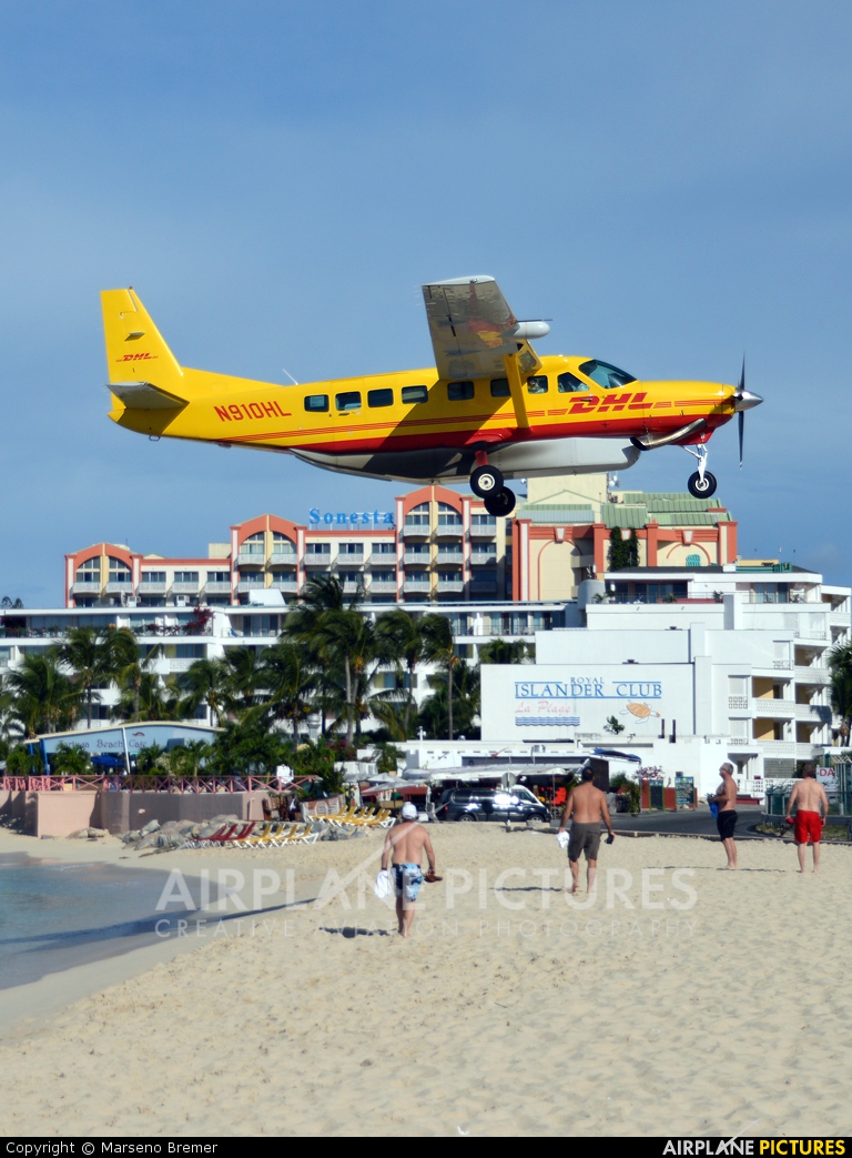 DHL Cargo N910HL aircraft at Sint Maarten - Princess Juliana Intl