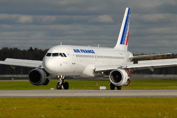 F-GFKH - Air France Airbus A320