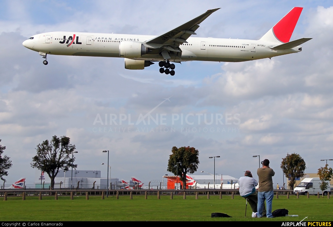 JAL - Japan Airlines JA735J aircraft at London - Heathrow