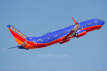 N8320J - Southwest Airlines Boeing 737-800