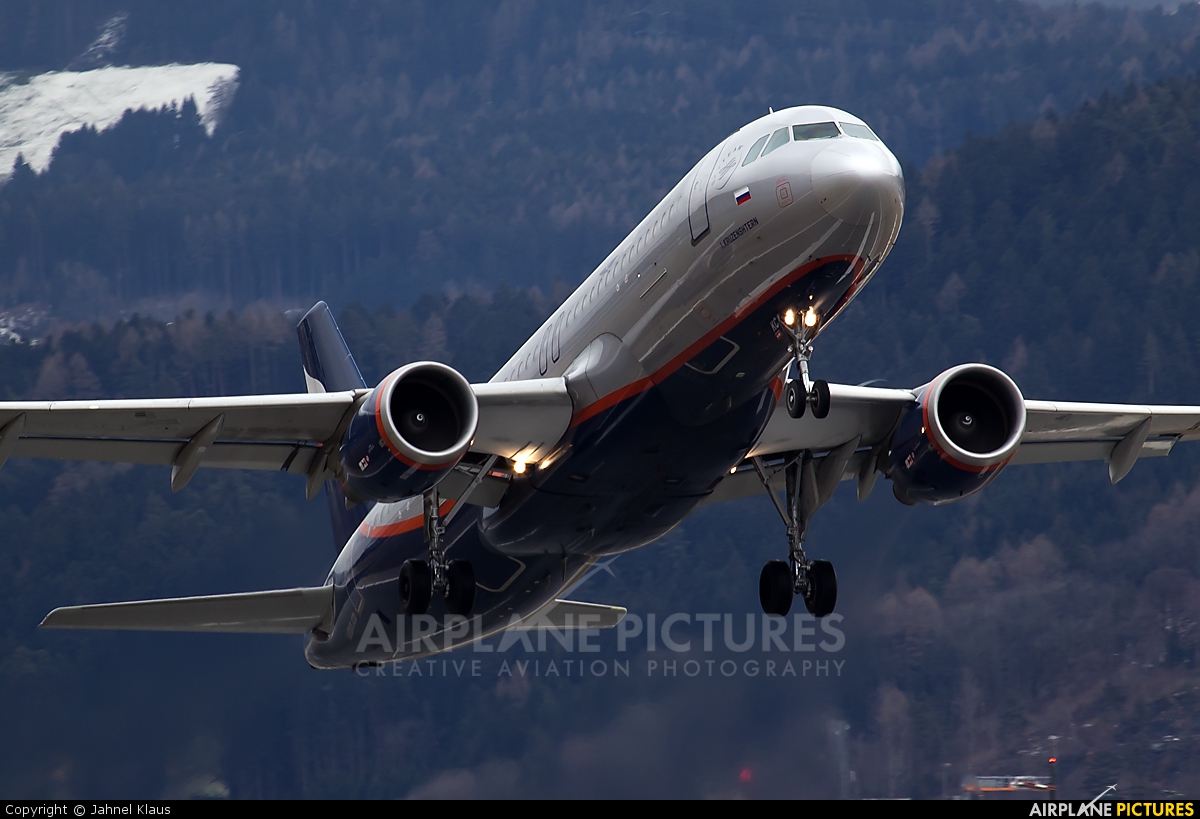 Aeroflot VP-BKC aircraft at Innsbruck