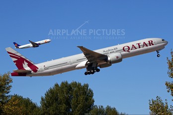 A7-BAB - Qatar Airways Boeing 777-300ER