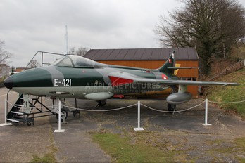 E-421 - Denmark - Air Force Hawker Hunter F.51