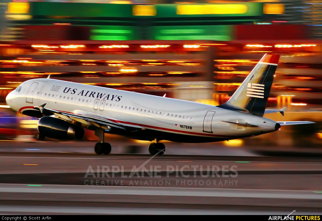 US Airways N678AW aircraft at Las Vegas - McCarran Intl