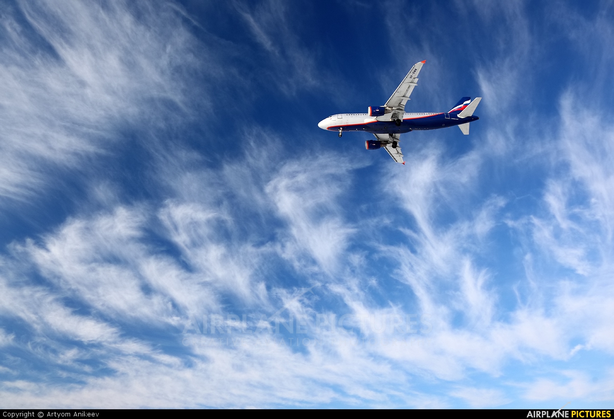 Фото самолета в небе в хорошем качестве аэрофлот