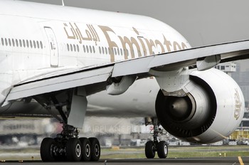 A6-EBX - Emirates Airlines Boeing 777-300ER