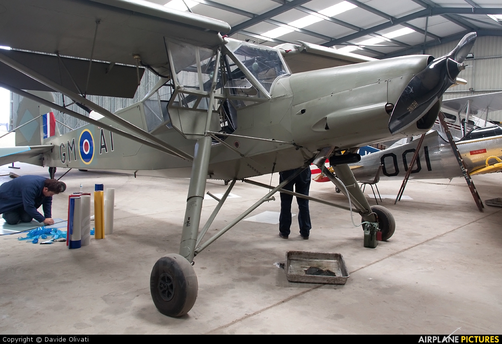 Private G-STCH aircraft at Old Warden