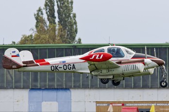OK-OGA - Private LET L-200 Morava