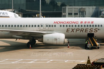 B-KXE - Hong Kong Express Boeing 737-800