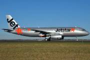 Jetstar's latest A320 arrives at Avalon title=