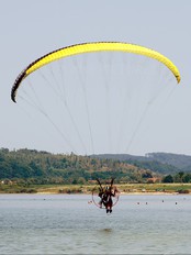 - - Private Dudek Paragliders Reaction TST