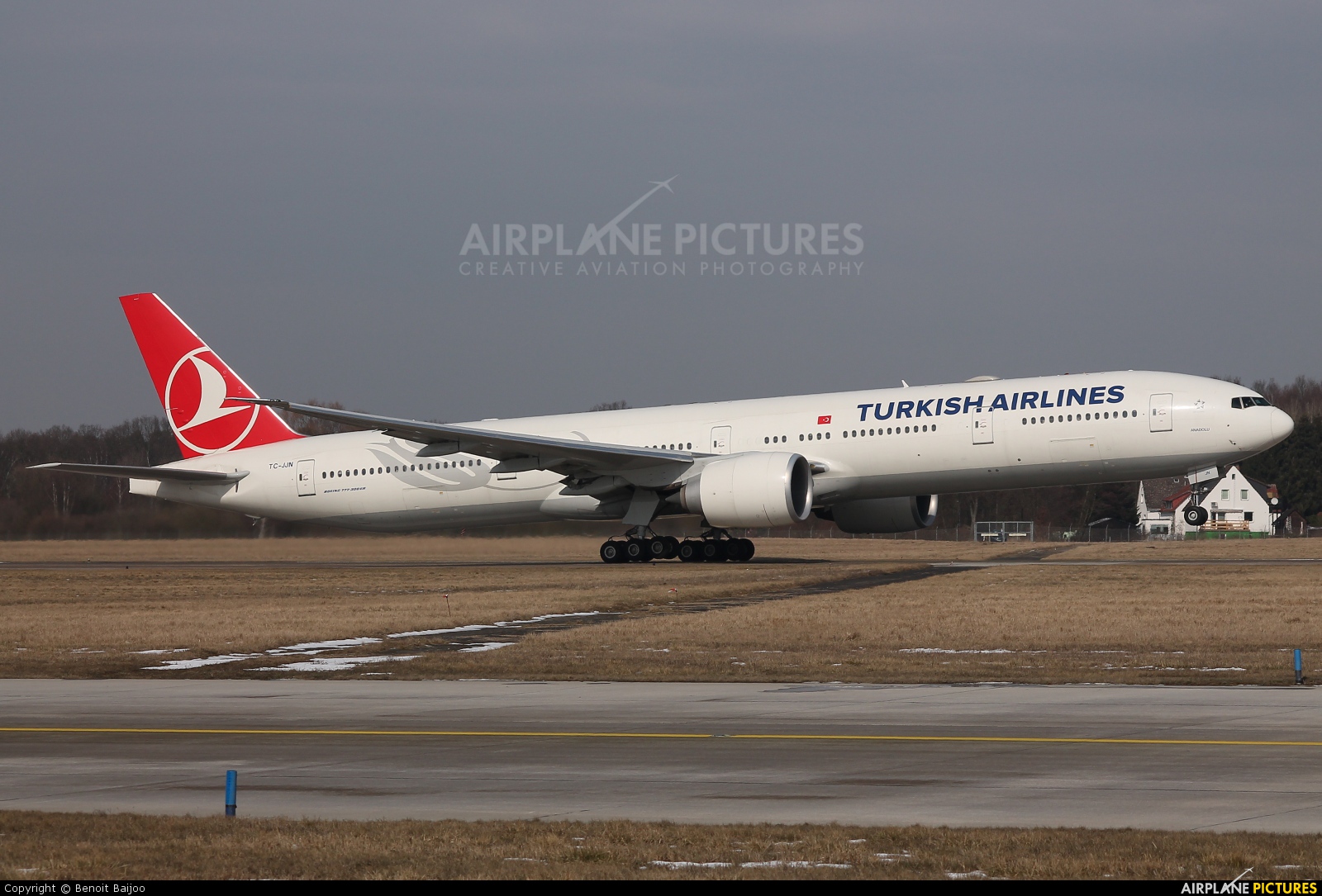 Turkish Airlines TC-JJN aircraft at Hannover - Langenhagen