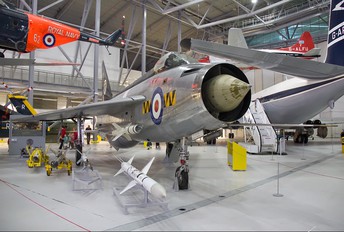 XM135 - Royal Air Force English Electric Lightning F.1