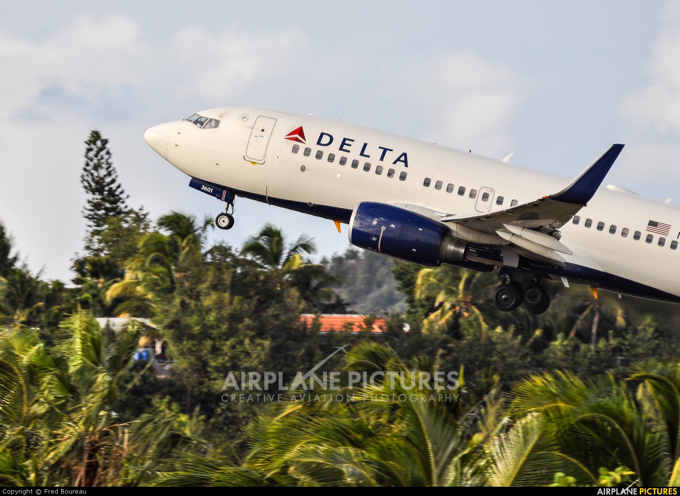 Delta Air Lines N301DQ aircraft at Sint Maarten - Princess Juliana Intl