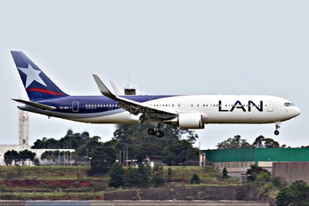 CC-BDI - LAN Airlines Boeing 767-300ER