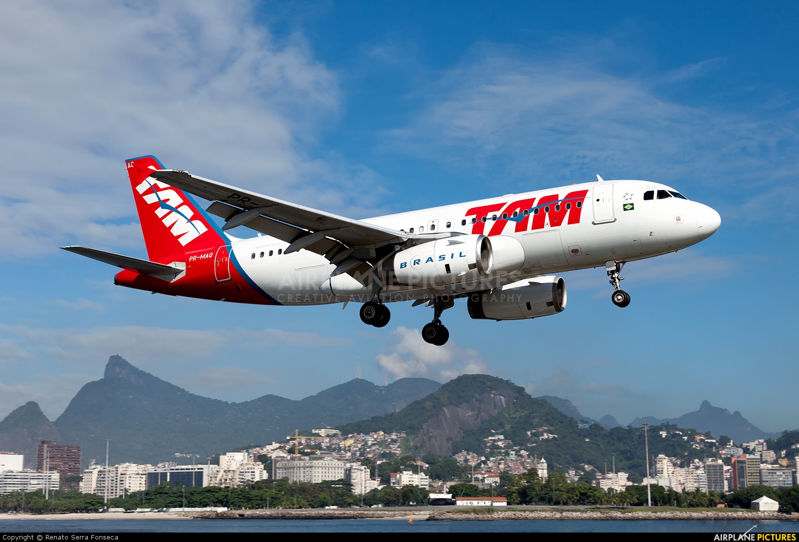 TAM PR-MAQ aircraft at Rio de Janeiro - Santos Dumont