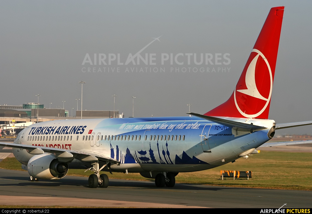 Turkish Airlines TC-JYI aircraft at Manchester