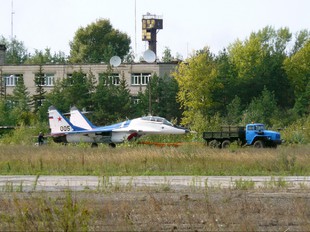 005 - Russia - Air Force Mikoyan-Gurevich MiG-29UB