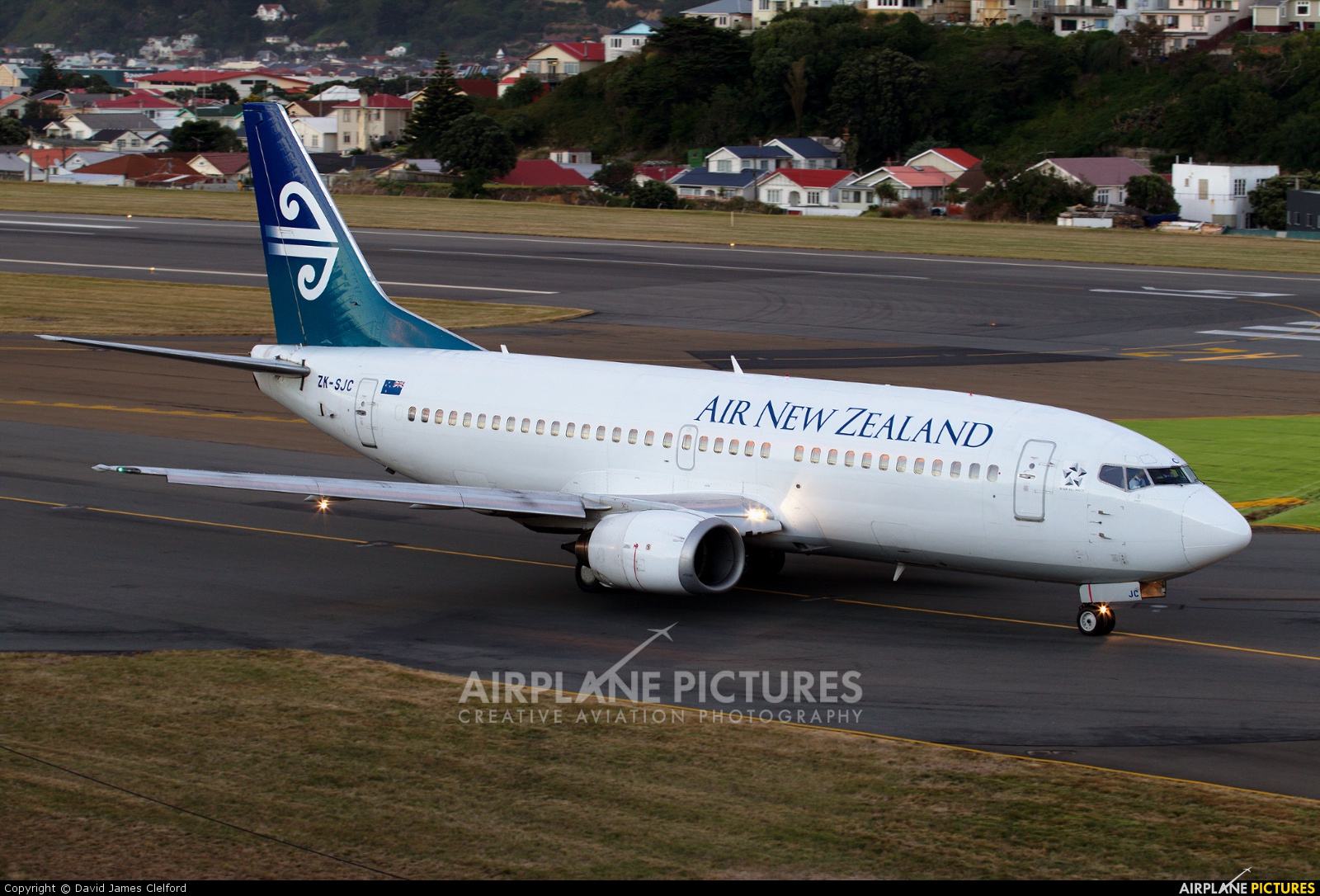 Air New Zealand ZK-SJC aircraft at Wellington Intl