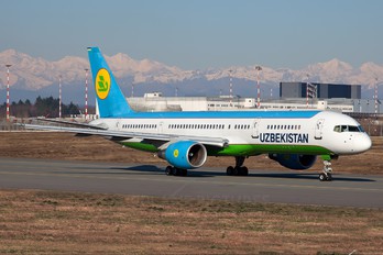 VP-BUH - Uzbekistan Airways Boeing 757-200