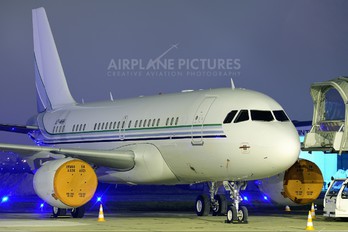 A7-MHH - Qatar Amiri Flight Airbus A319 CJ