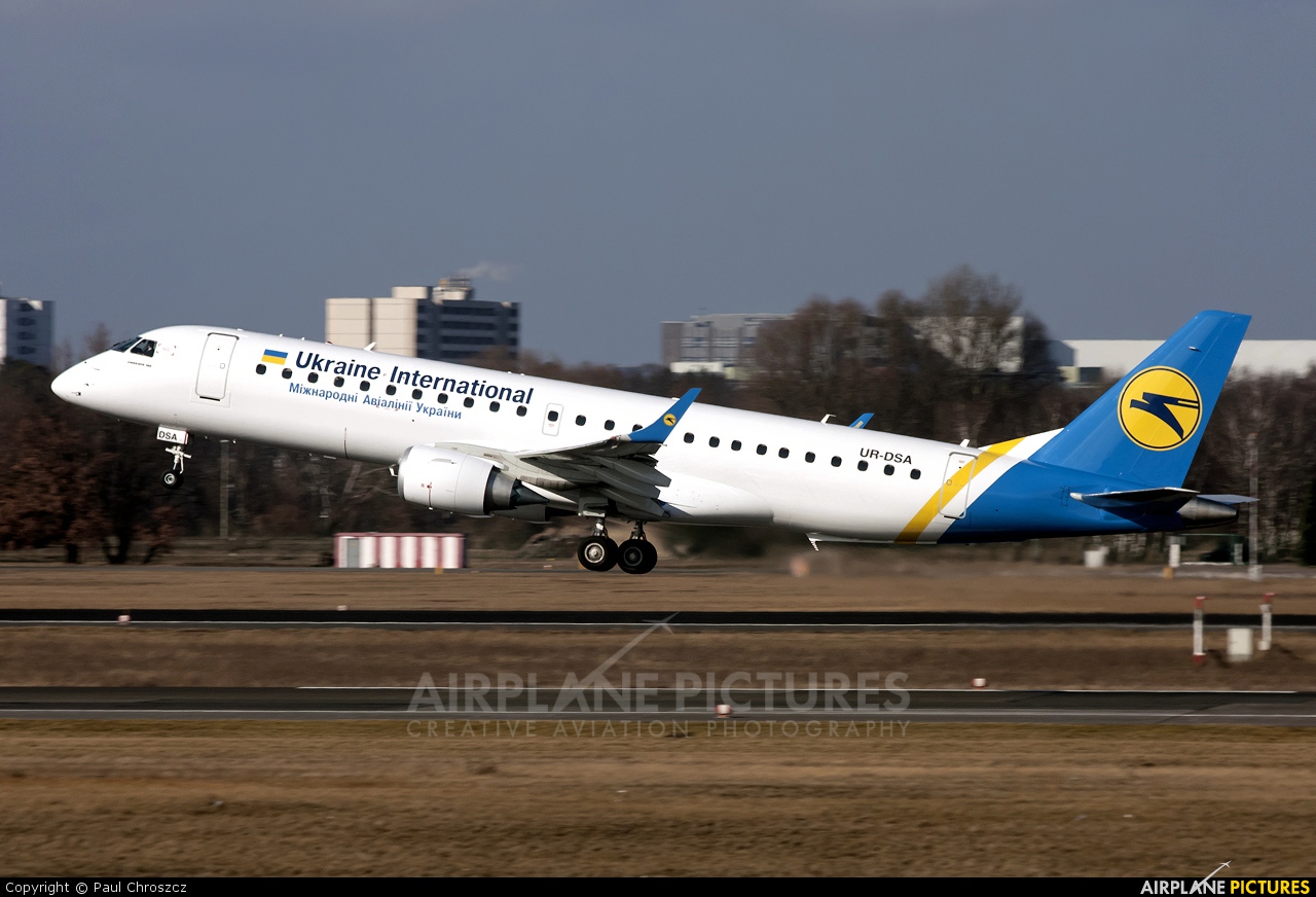 Ukraine International Airlines UR-DSA aircraft at Berlin - Tegel