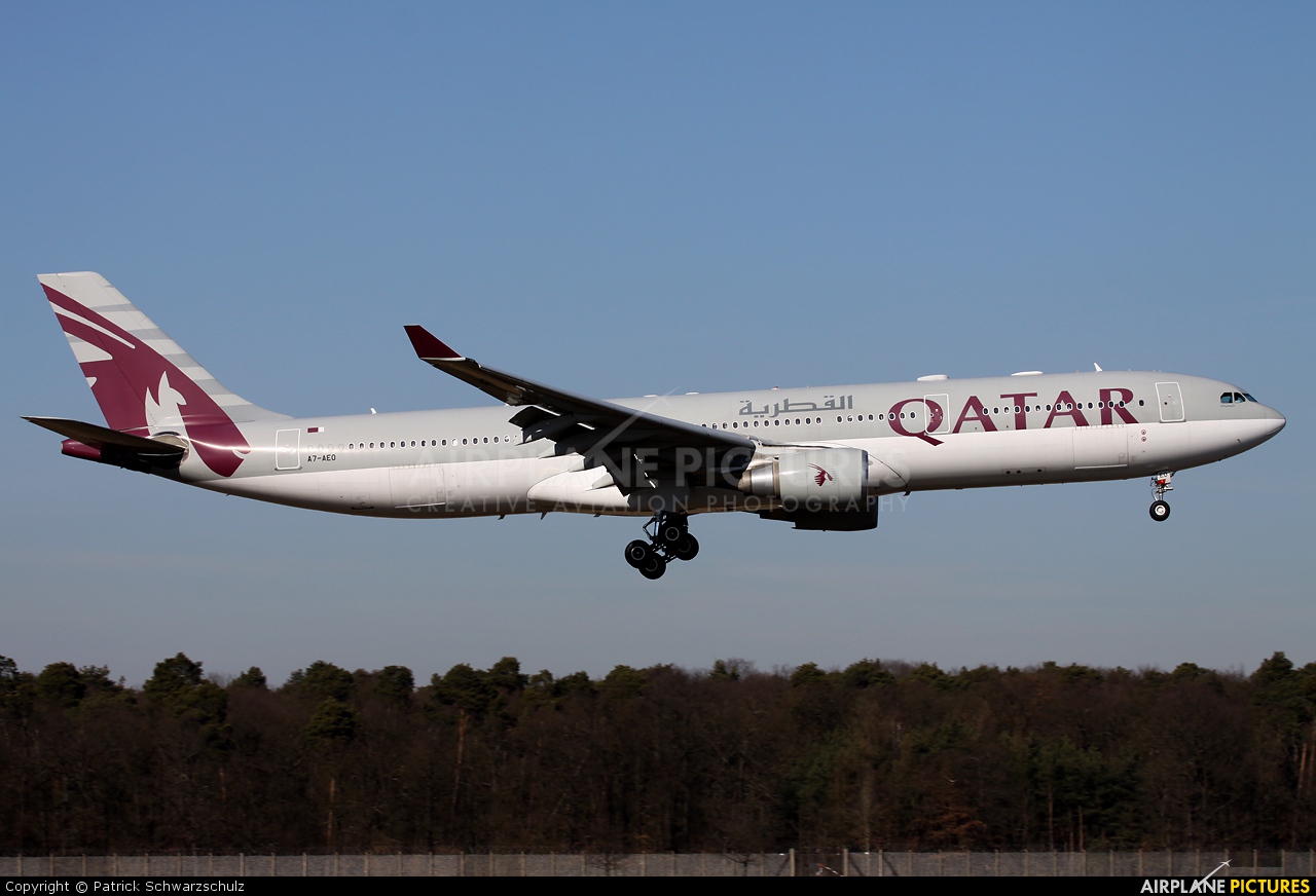Qatar Airways A7-AEO aircraft at Berlin - Tegel