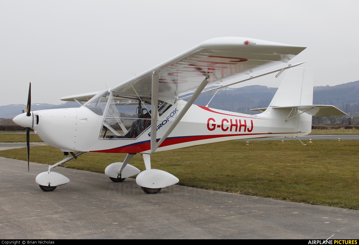 Private G-CHHJ aircraft at Welshpool