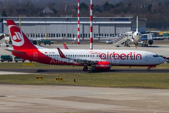 TC-IZB - Air Berlin Turkey Boeing 737-800