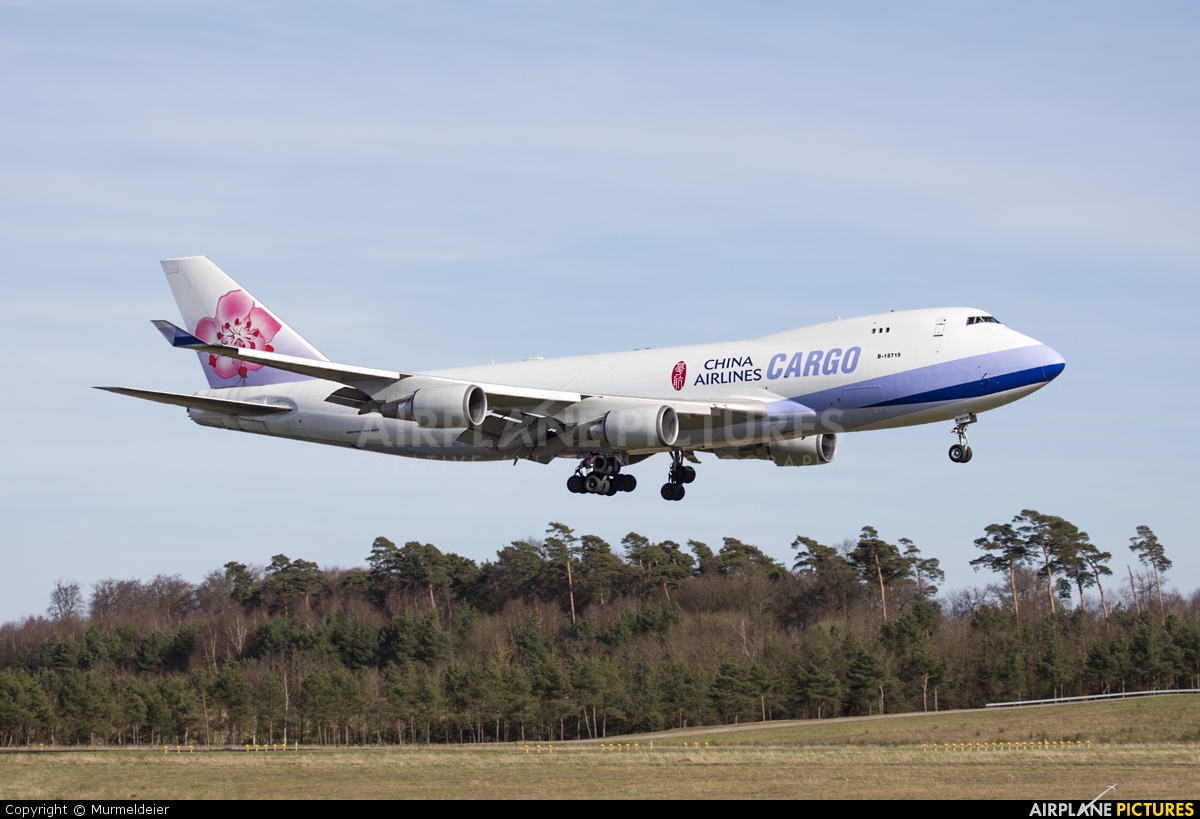China Airlines Cargo B-18719 aircraft at Luxembourg - Findel