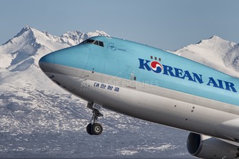 HL7609 - Korean Air Cargo Boeing 747-8F