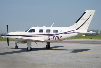 D-FRIZ - Private Piper PA-46 Malibu Meridian / Jetprop DLX