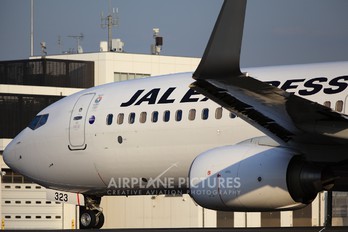 JA323J - JAL - Express Boeing 737-800