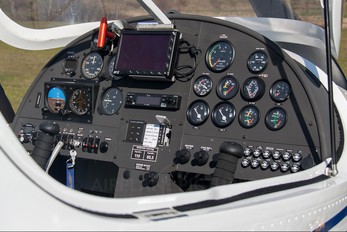 I-A053 - Private Skyleader Skyleader 200