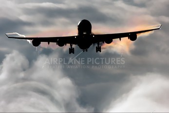 - - Virgin Atlantic Airbus A340-600
