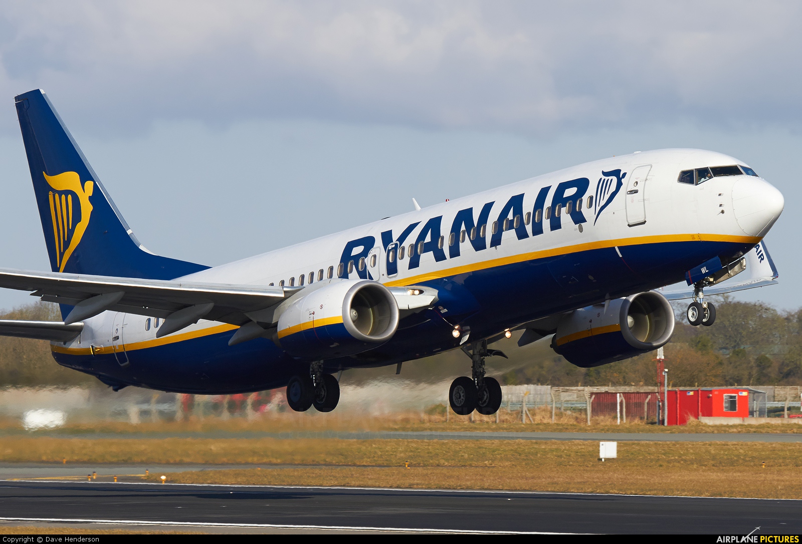Ryanair EI-DWL aircraft at Dublin
