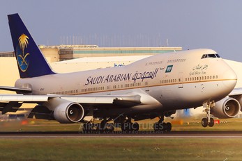 HZ-AIY - Saudi Arabian Airlines Boeing 747-400