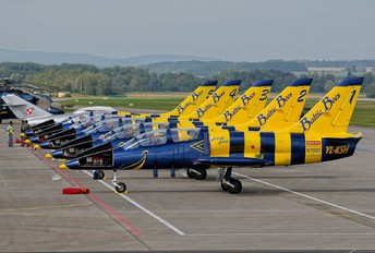 YL-KSH - Baltic Bees Jet Team Aero L-39C Albatros