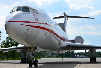 102 - Poland - Air Force Tupolev Tu-154M