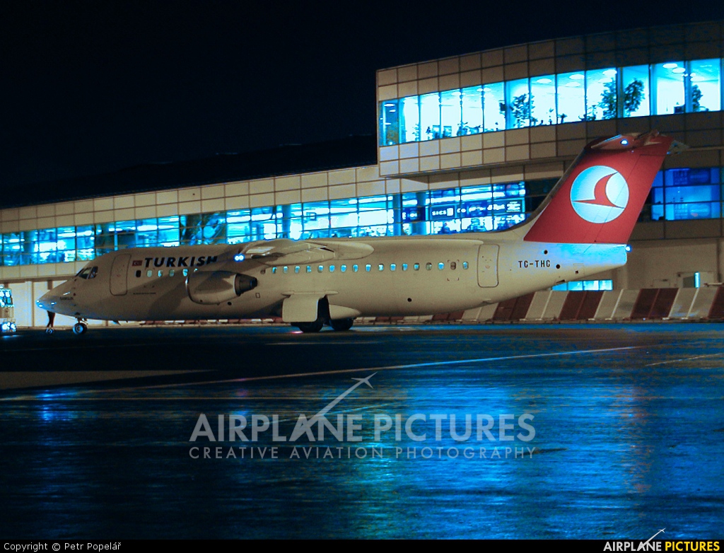 Turkish Airlines TC-THC aircraft at Prague - Václav Havel