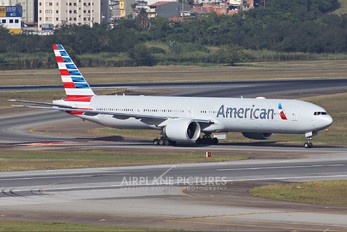 N719AN - American Airlines Boeing 777-300ER