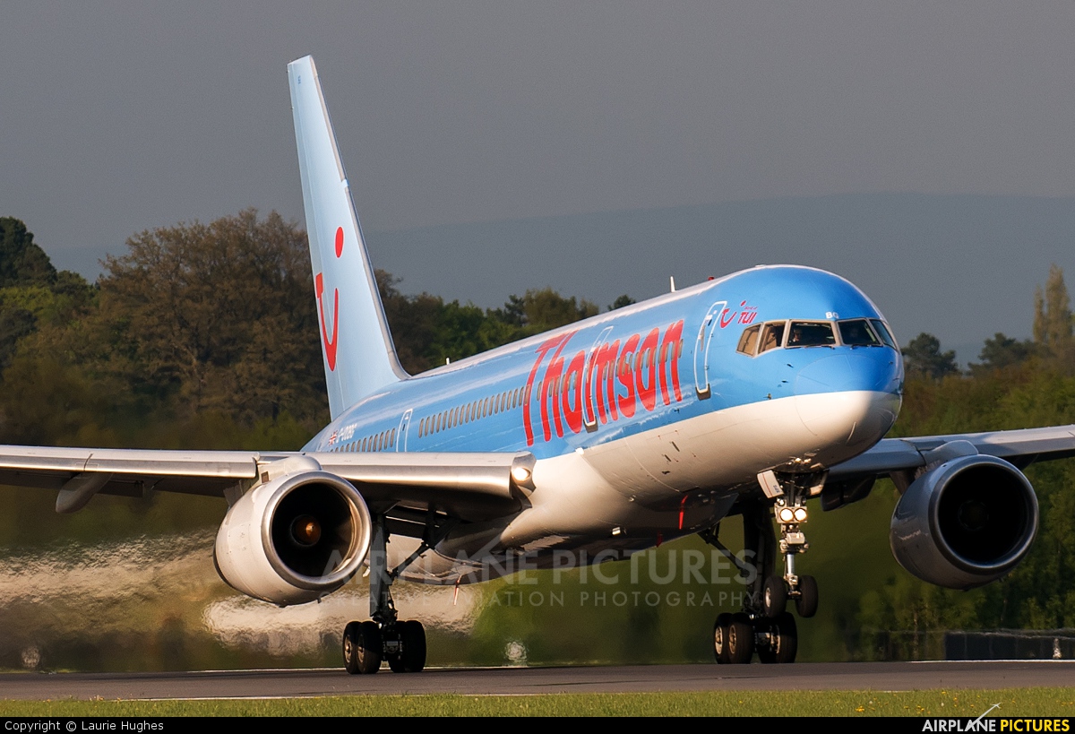 Thomson/Thomsonfly G-OOBG aircraft at Manchester