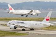 JA828J - JAL - Japan Airlines Boeing 787-8 Dreamliner aircraft