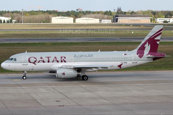 A7-AHA - Qatar Airways Airbus A320