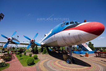 SP-LSD - LOT - Polish Airlines Ilyushin Il-18 (all models)