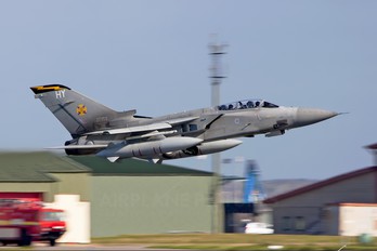 ZE163 - Royal Air Force Panavia Tornado F.3